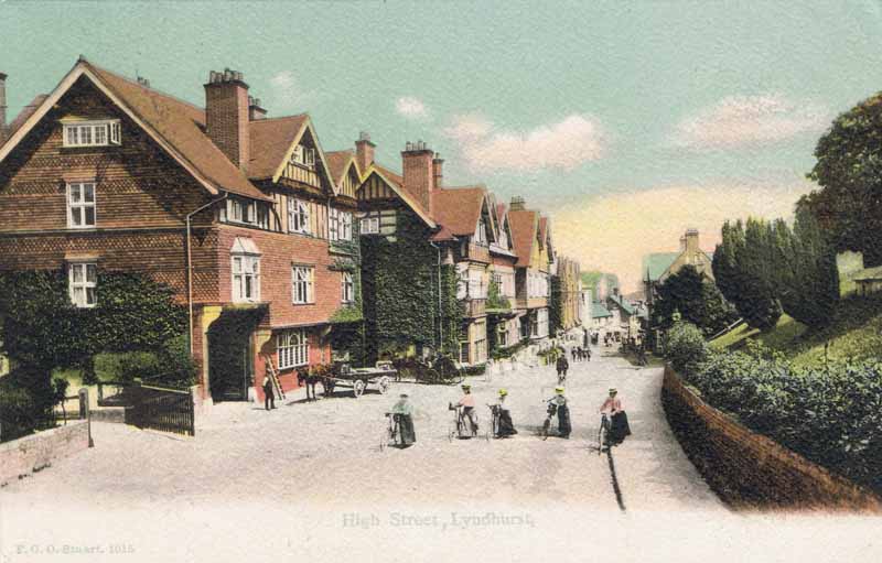 High Street, Lyndhurst